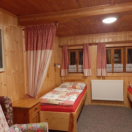 Bouda Na Ceste Pec pod Sněžkou Buitenkant foto