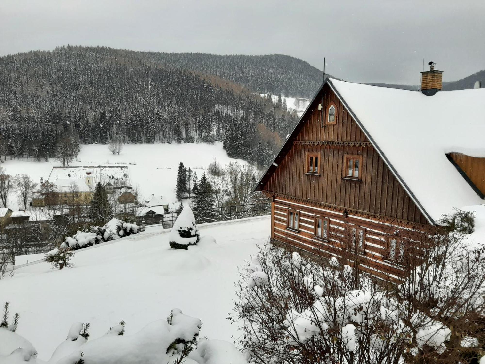 Bouda Na Ceste Pec pod Sněžkou Buitenkant foto