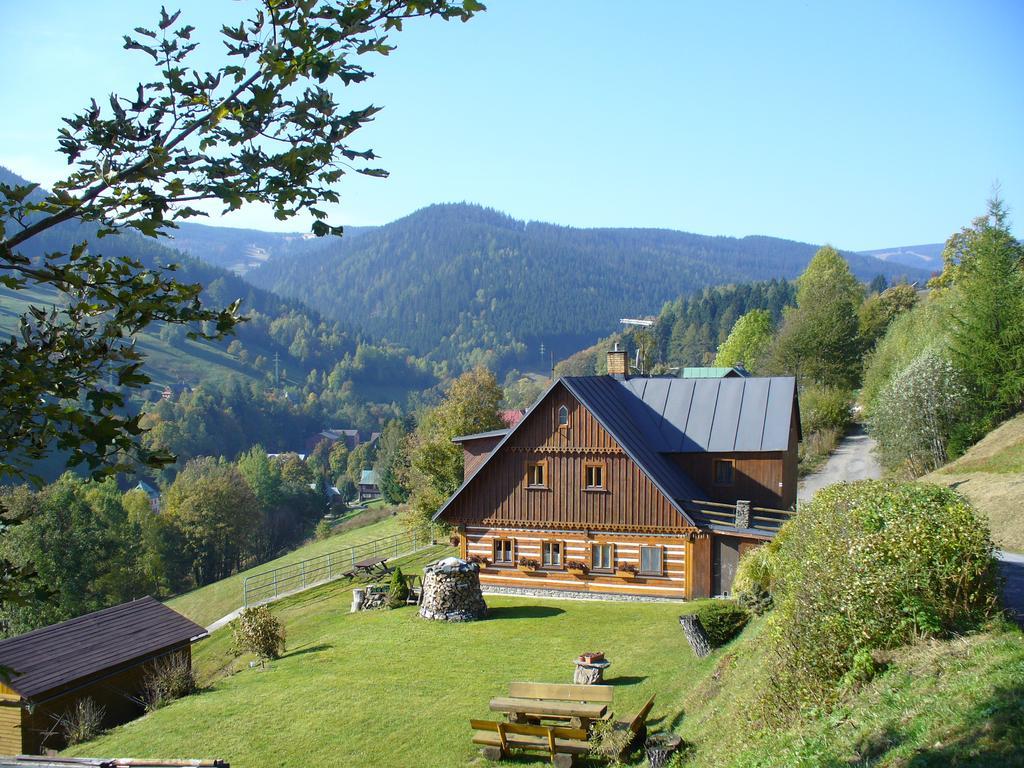 Bouda Na Ceste Pec pod Sněžkou Buitenkant foto