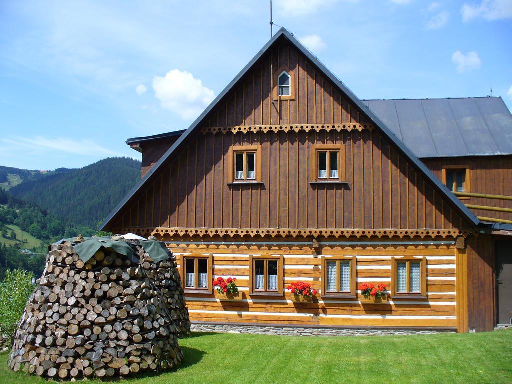 Bouda Na Ceste Pec pod Sněžkou Buitenkant foto