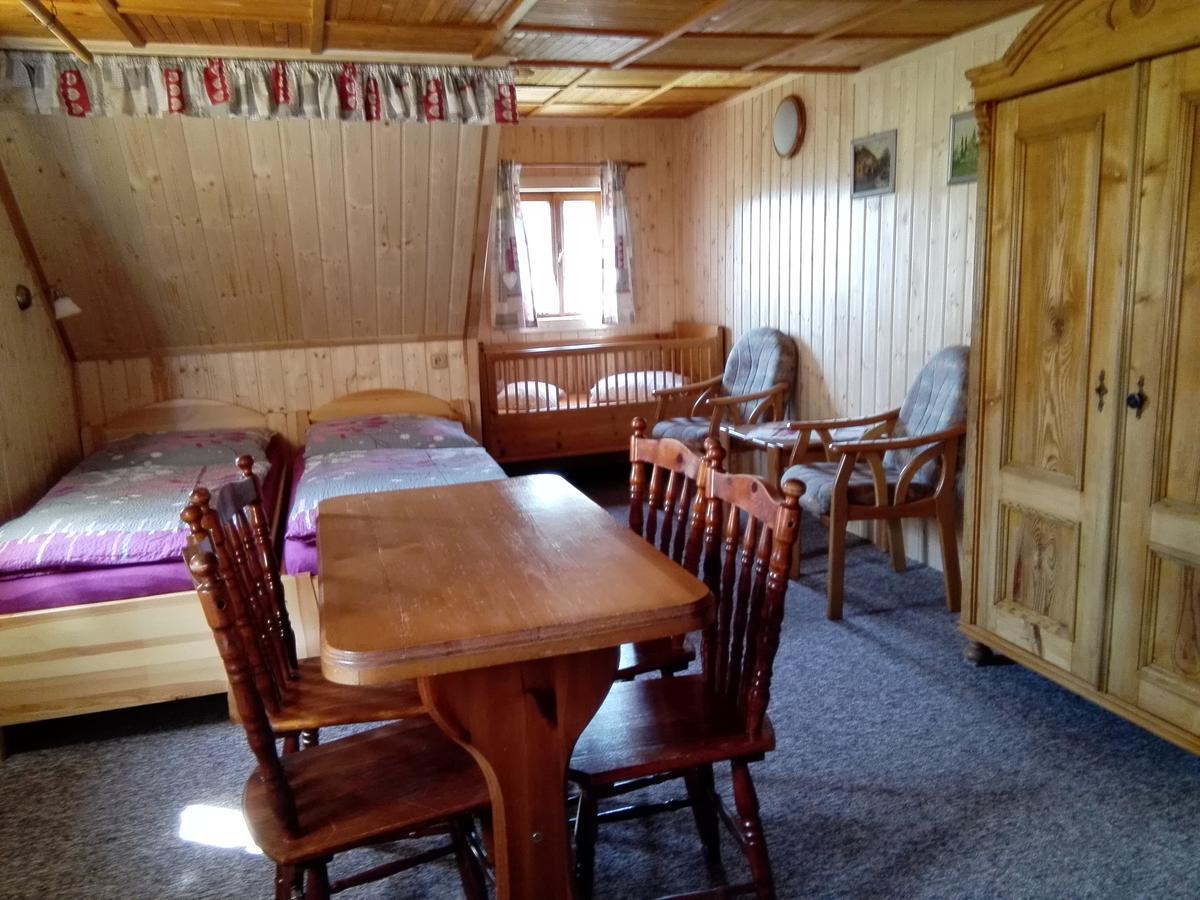 Bouda Na Ceste Pec pod Sněžkou Buitenkant foto